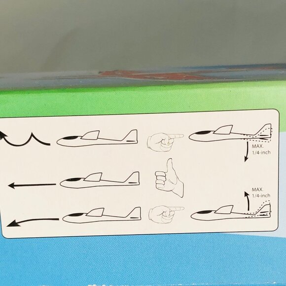 Fun to Fly S-Series Twister Free Flight Glider 310mm x 252mm New in Box Age 6+ - Picture 10 of 13